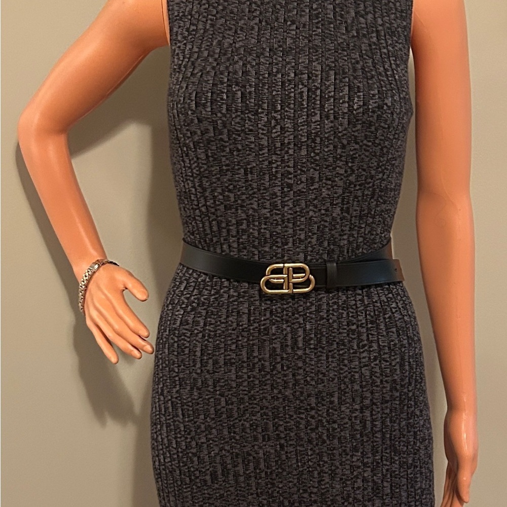 Elegant Black Textured Women's Dress - Picture 7 of 11